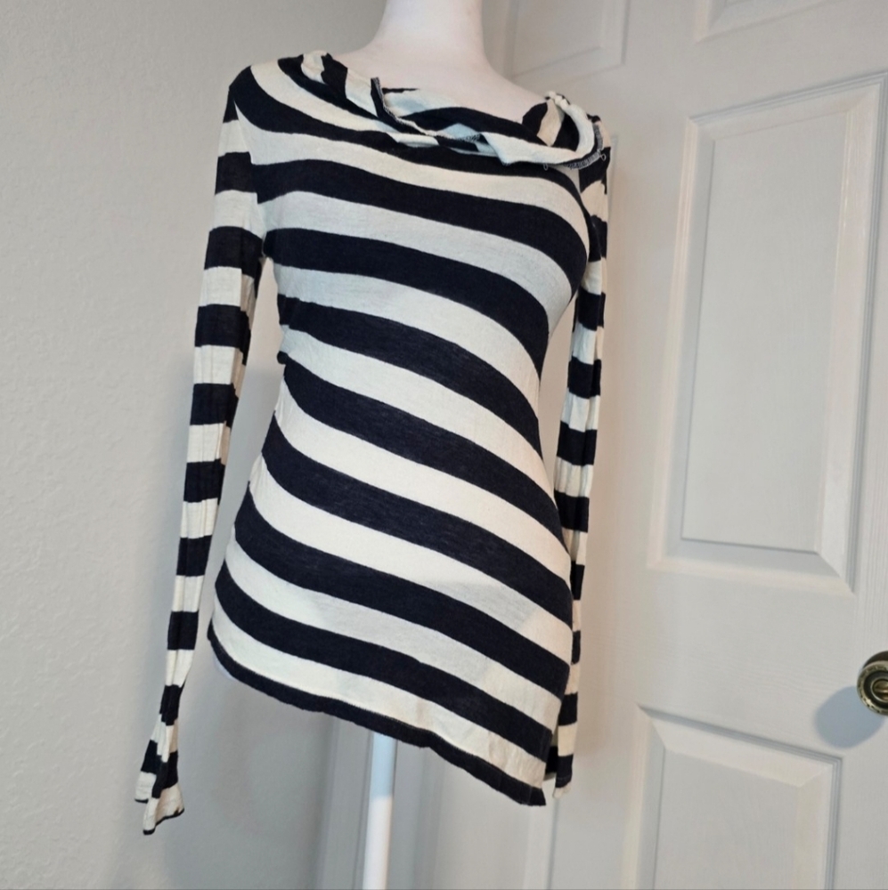 Striped Navy Blue and White Long Sleeve Fine Wool Top